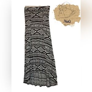 Nollie Black and White Patterned High-Low Skirt Small